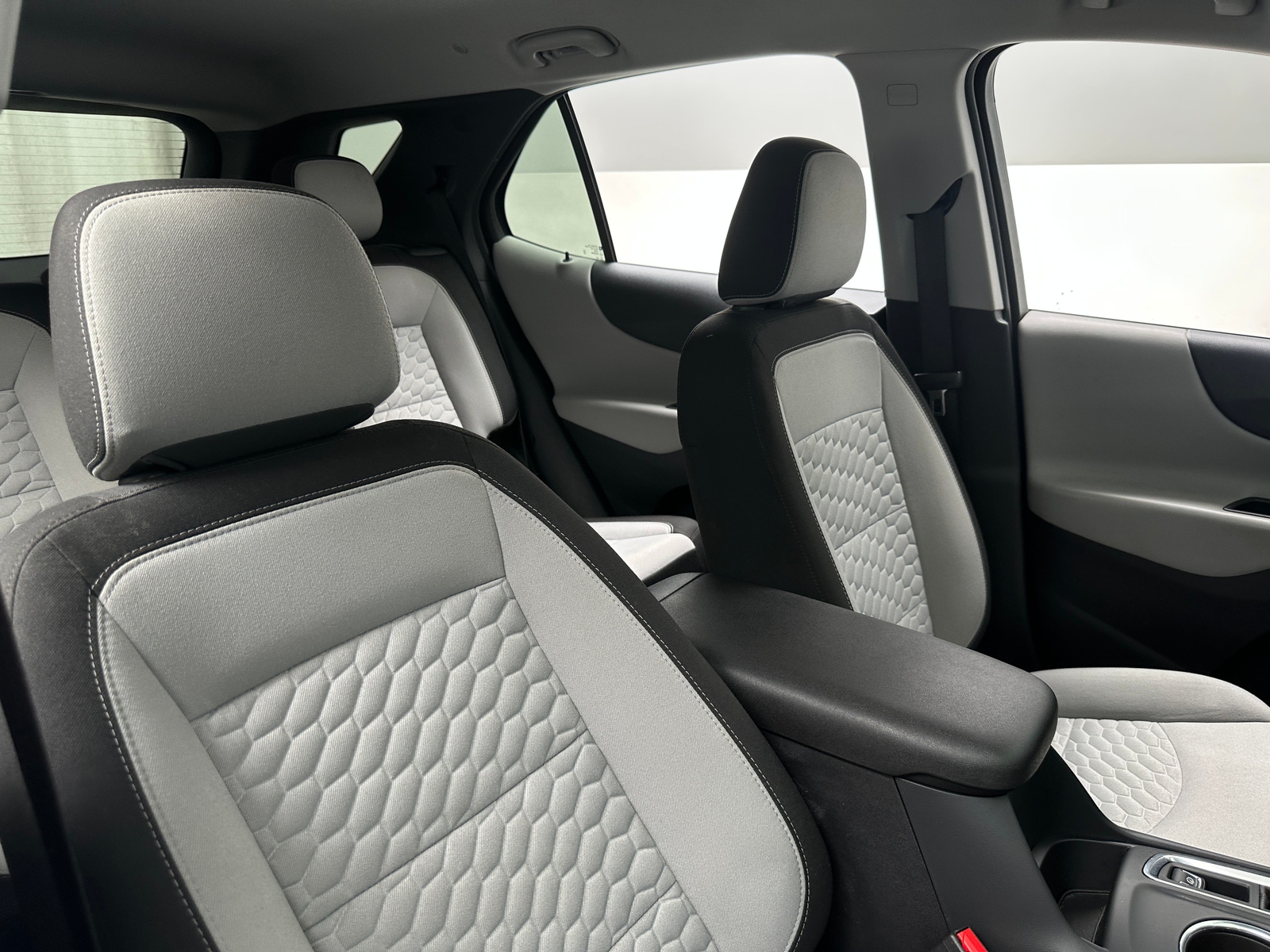 Thumbnail: 2020 Chevrolet Equinox - 2