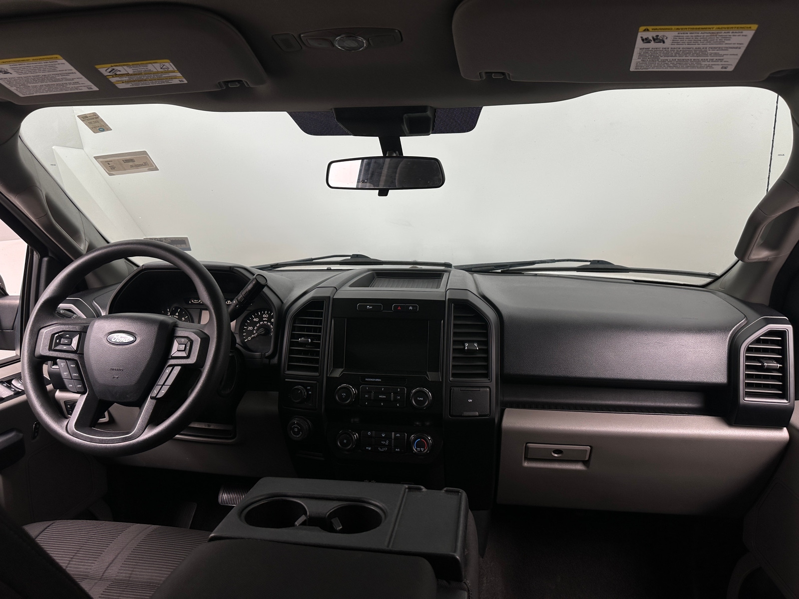 Thumbnail: 2019 Ford Econoline - 3