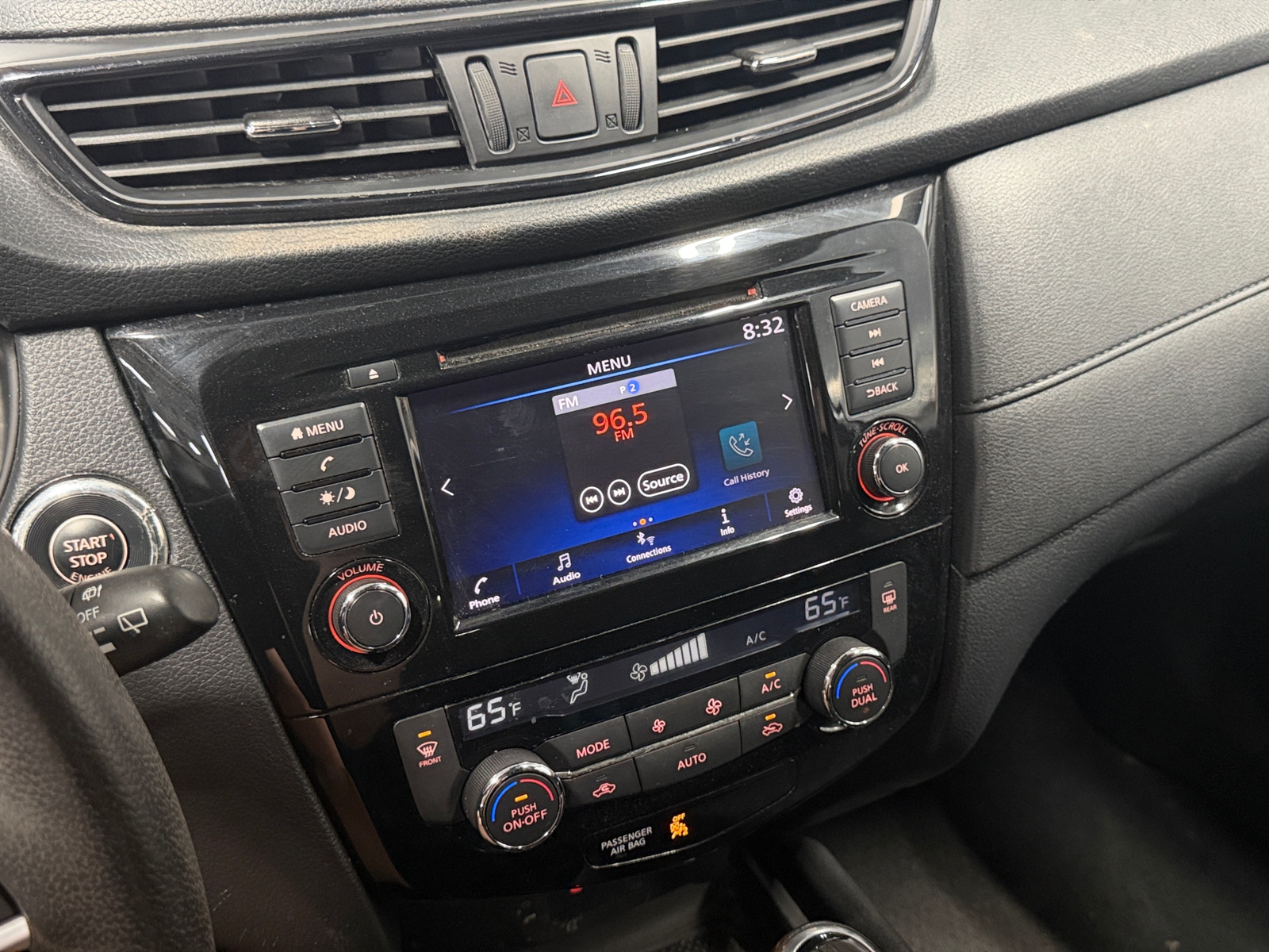 Thumbnail: 2019 Nissan Rogue - 4