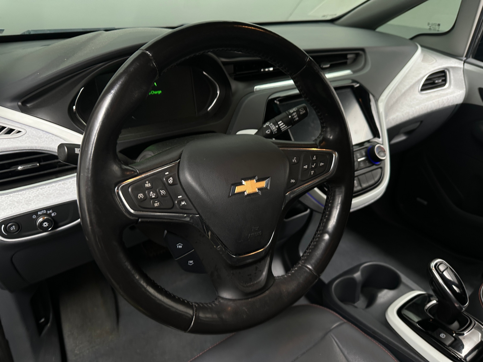 Thumbnail: 2020 Chevrolet Bolt EV - 4