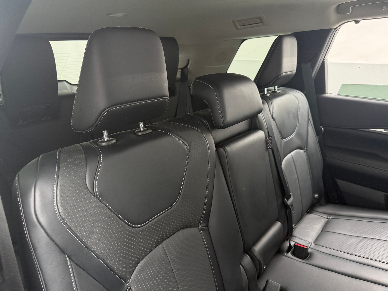 Thumbnail: 2023 INFINITI QX60 - 5