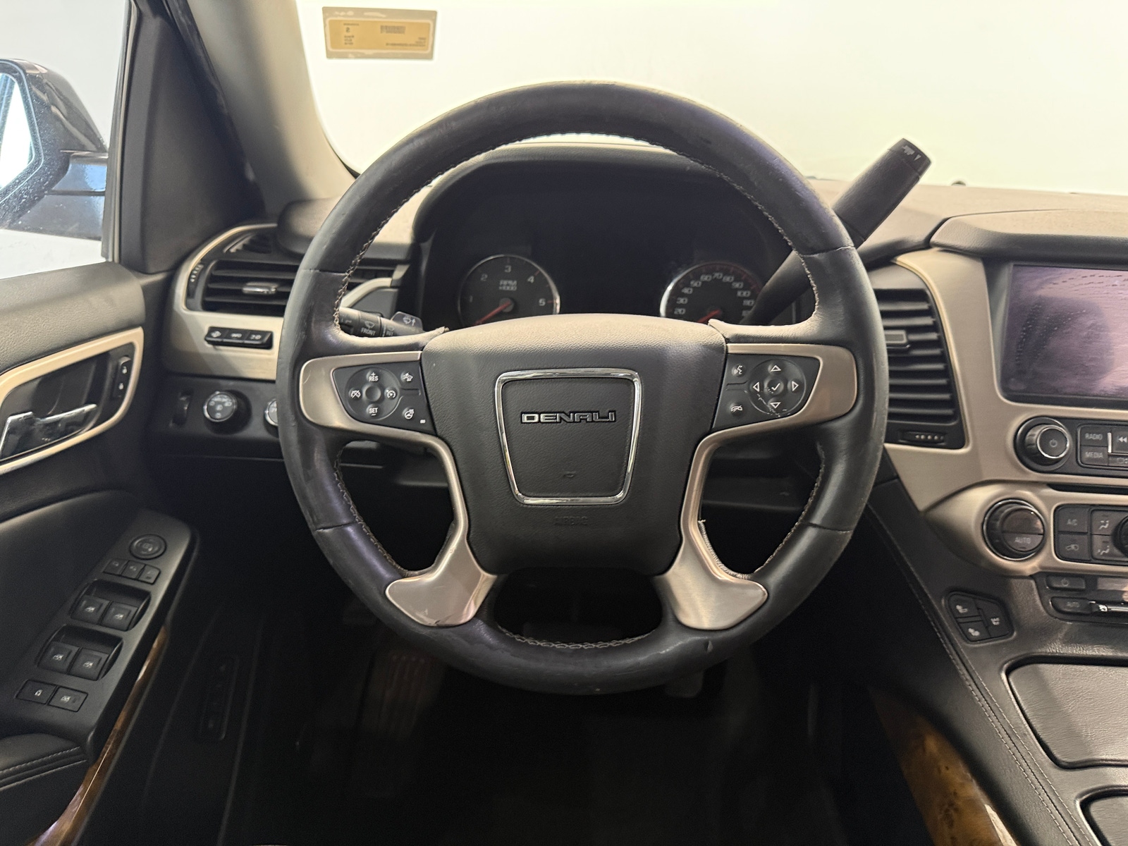 Thumbnail: 2016 GMC Yukon - 4