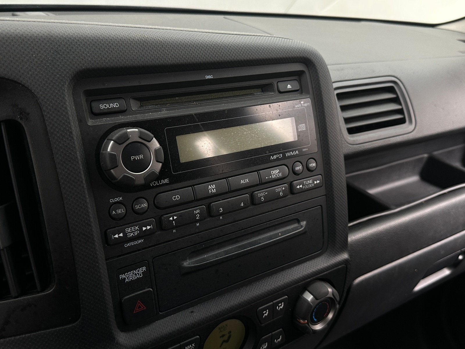 Thumbnail: 2012 Honda Ridgeline - 4