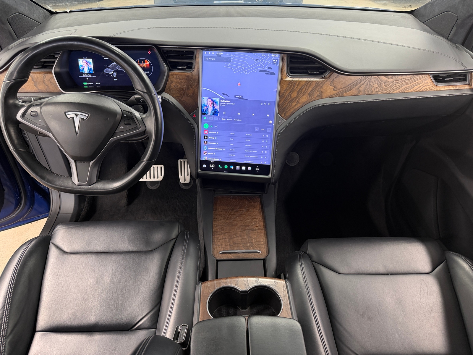 Thumbnail: 2019 Tesla Model X - 2