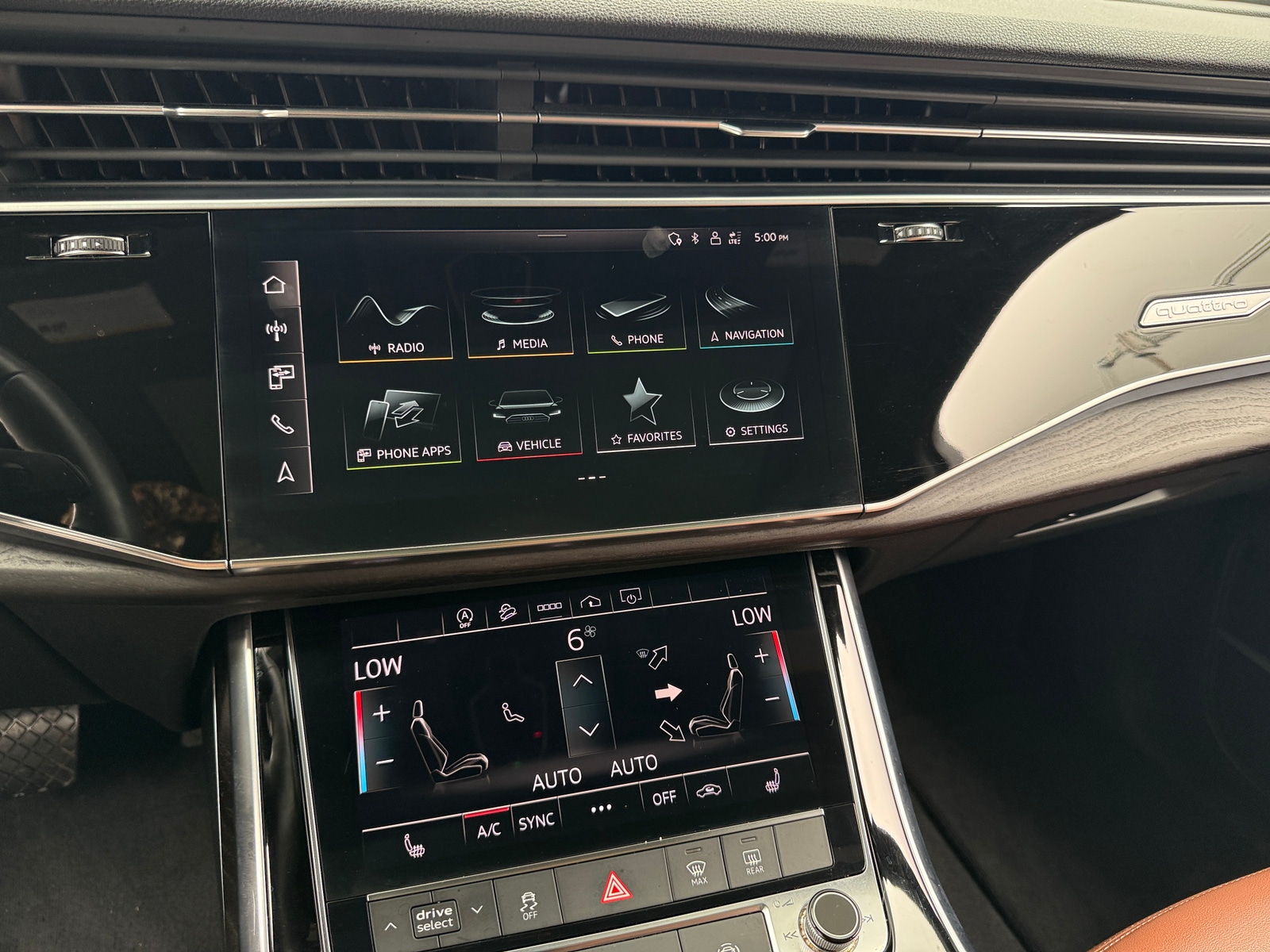 Thumbnail: 2021 Audi Q7 - 3