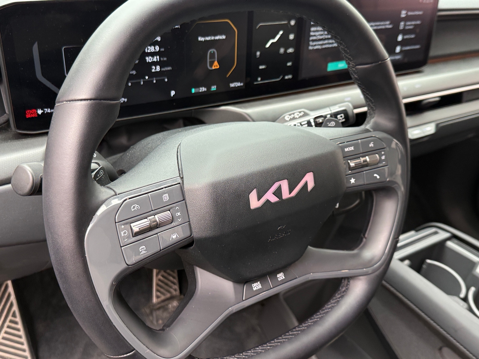 Thumbnail: 2024 Kia EV9 - 4