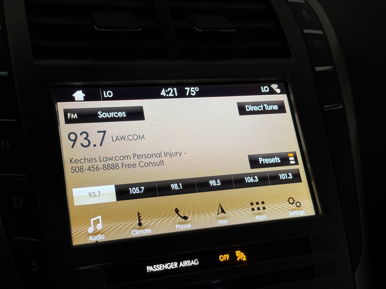 Thumbnail: 2017 Lincoln MKZ - 3