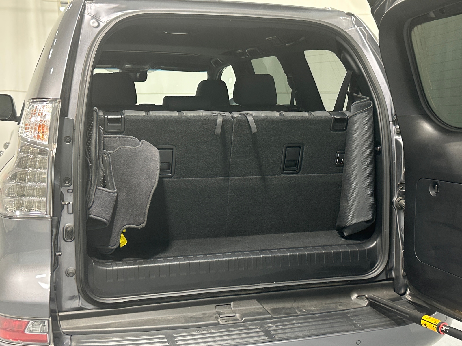 Thumbnail: 2021 Lexus GX - 6
