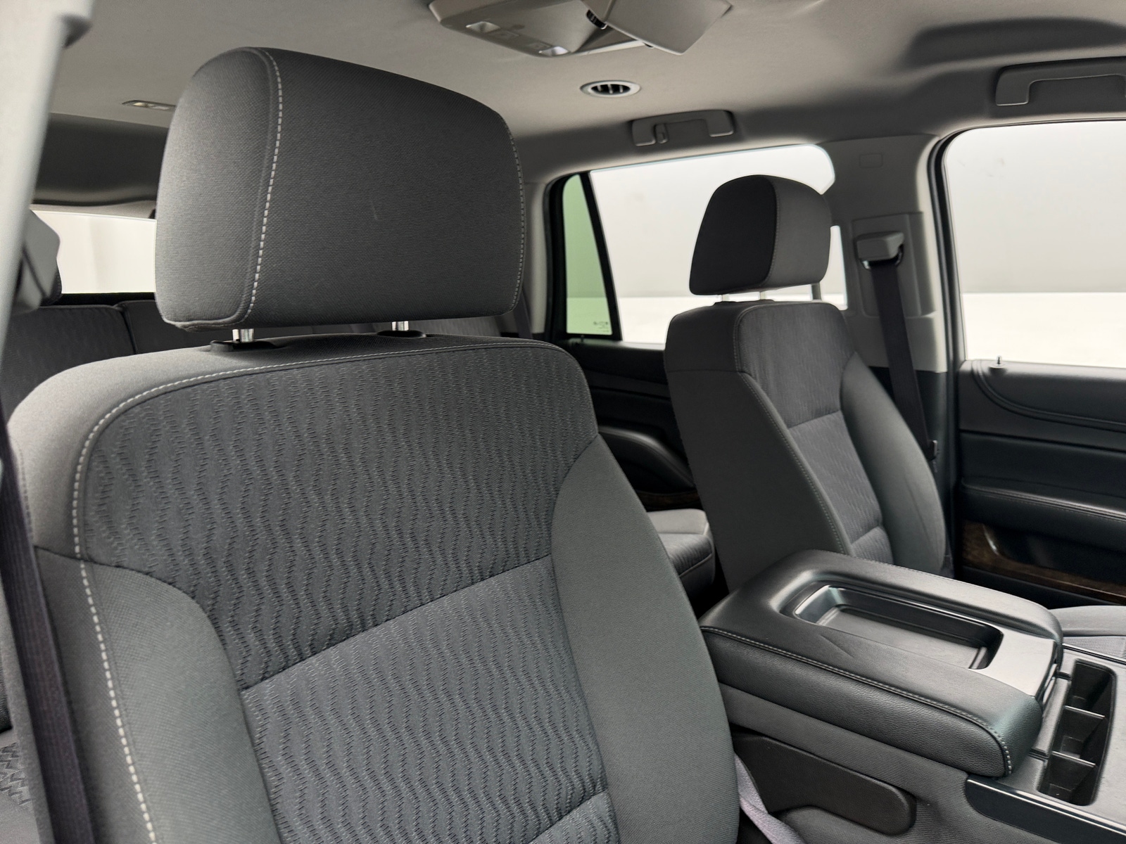 Thumbnail: 2016 Chevrolet Tahoe - 2