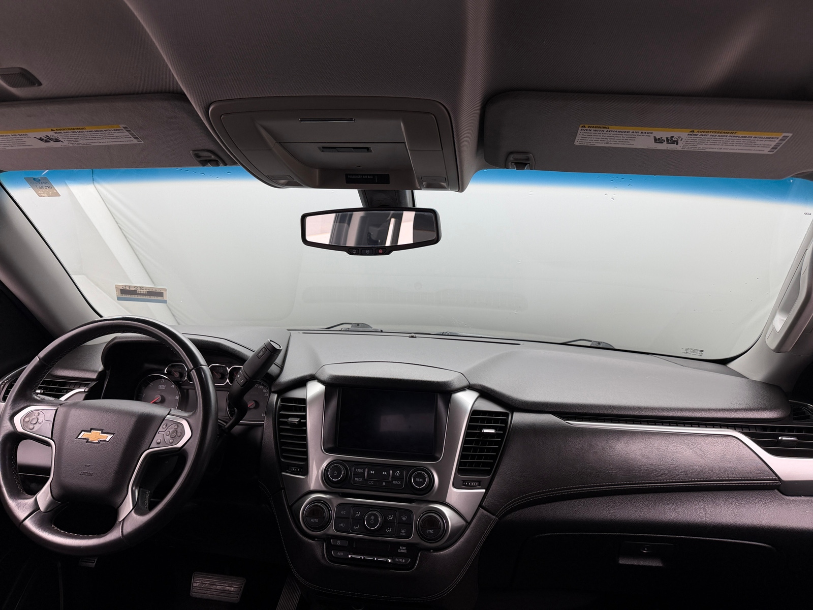 Thumbnail: 2016 Chevrolet Tahoe - 3