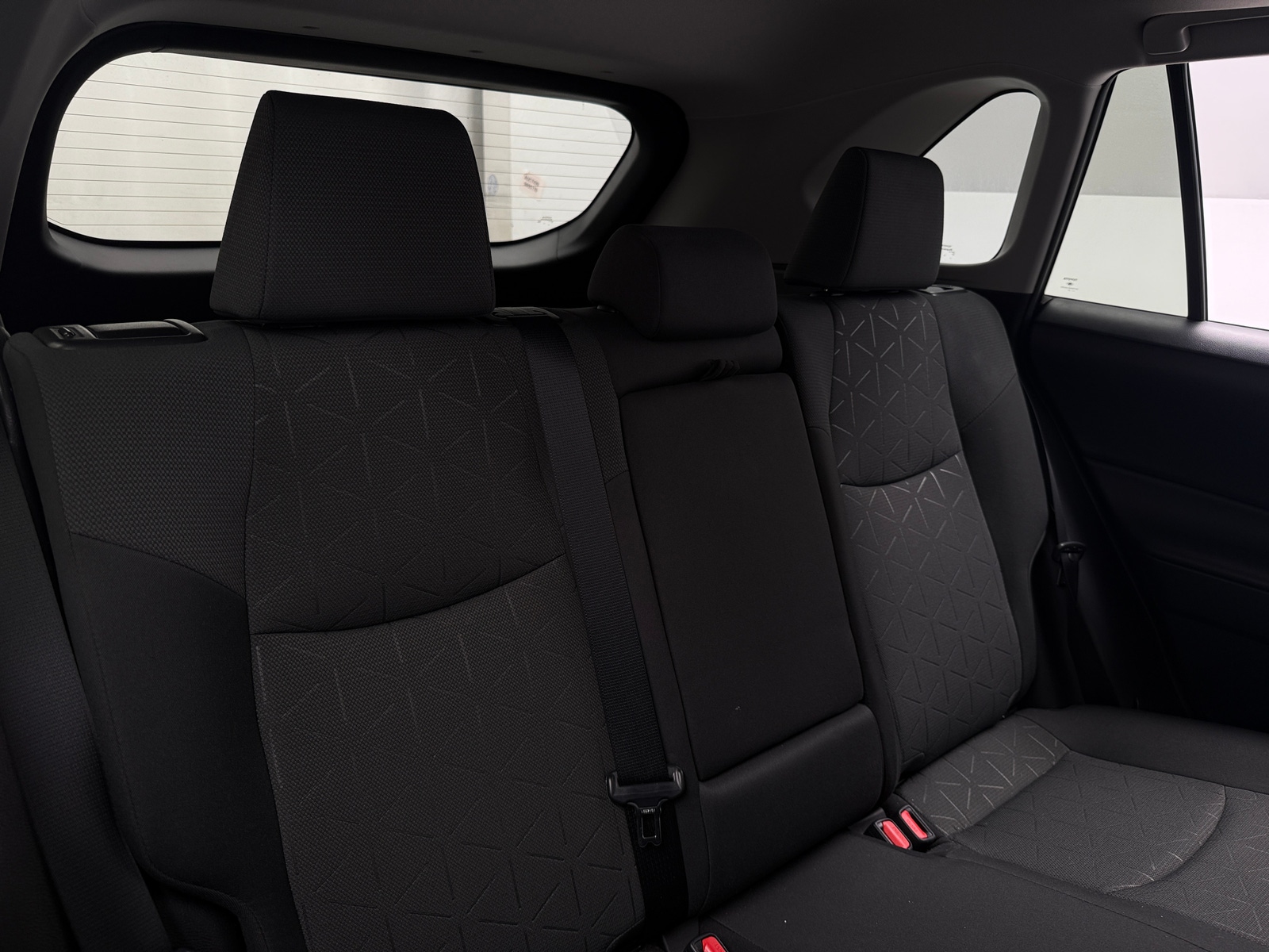 Thumbnail: 2021 Toyota RAV4 - 6