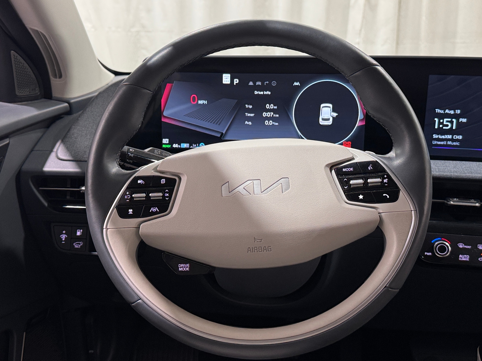 Thumbnail: 2024 Kia EV6 - 4