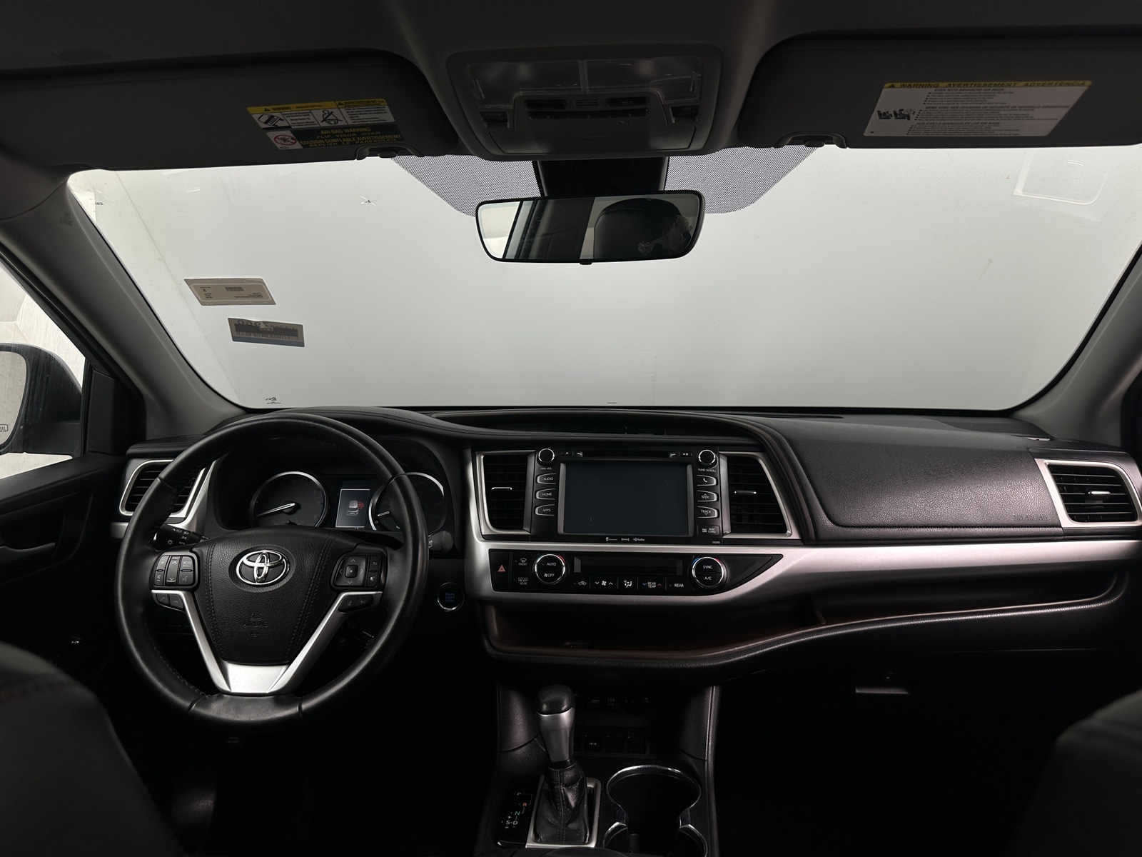 Thumbnail: 2019 Toyota Highlander - 2