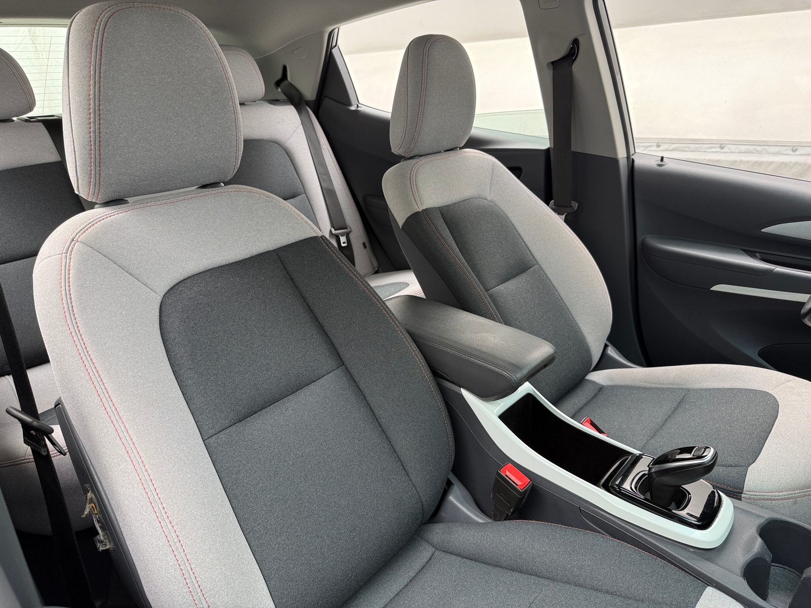 Thumbnail: 2021 Chevrolet Bolt EV - 2
