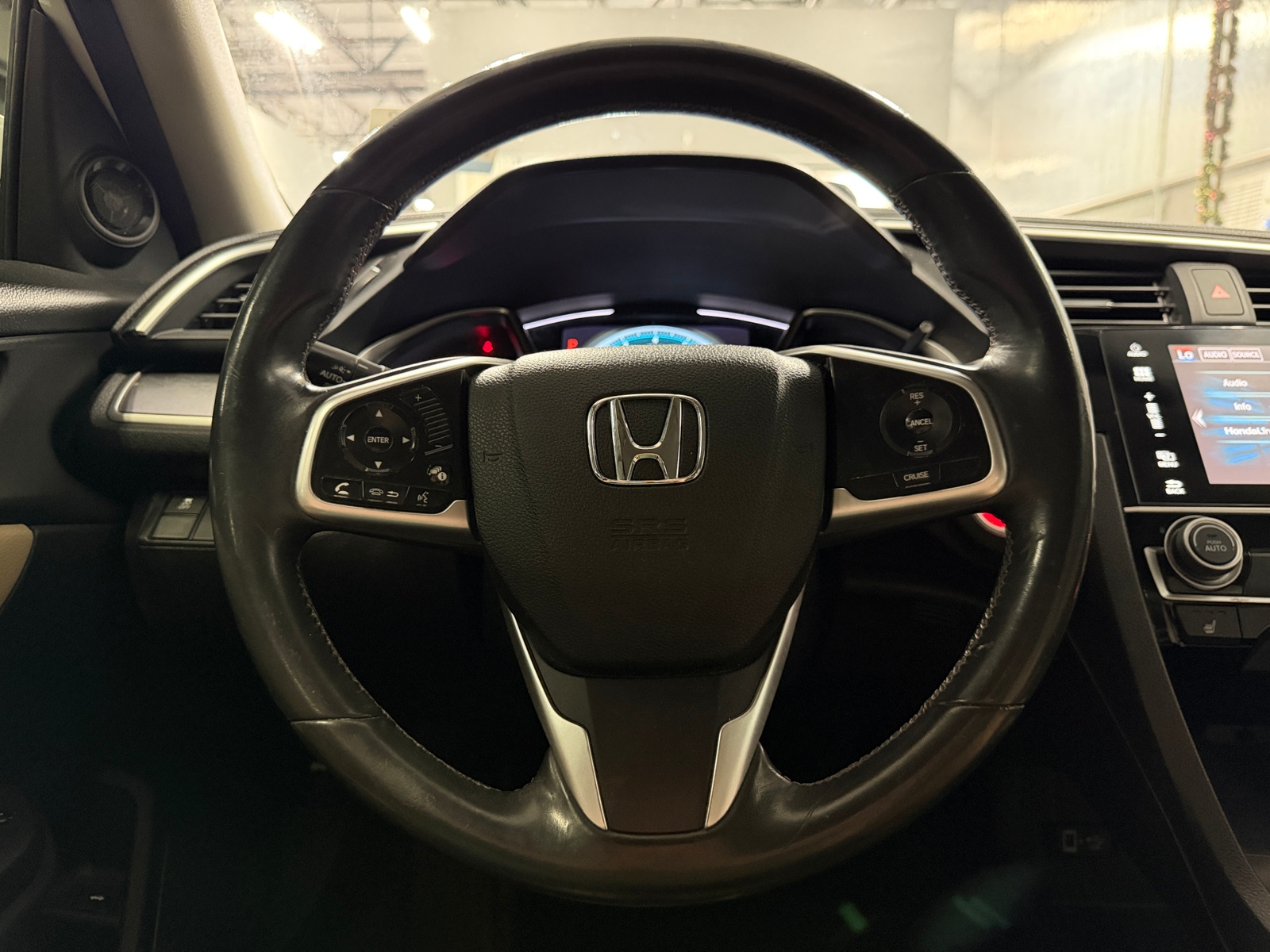 Thumbnail: 2017 Honda Civic - 4