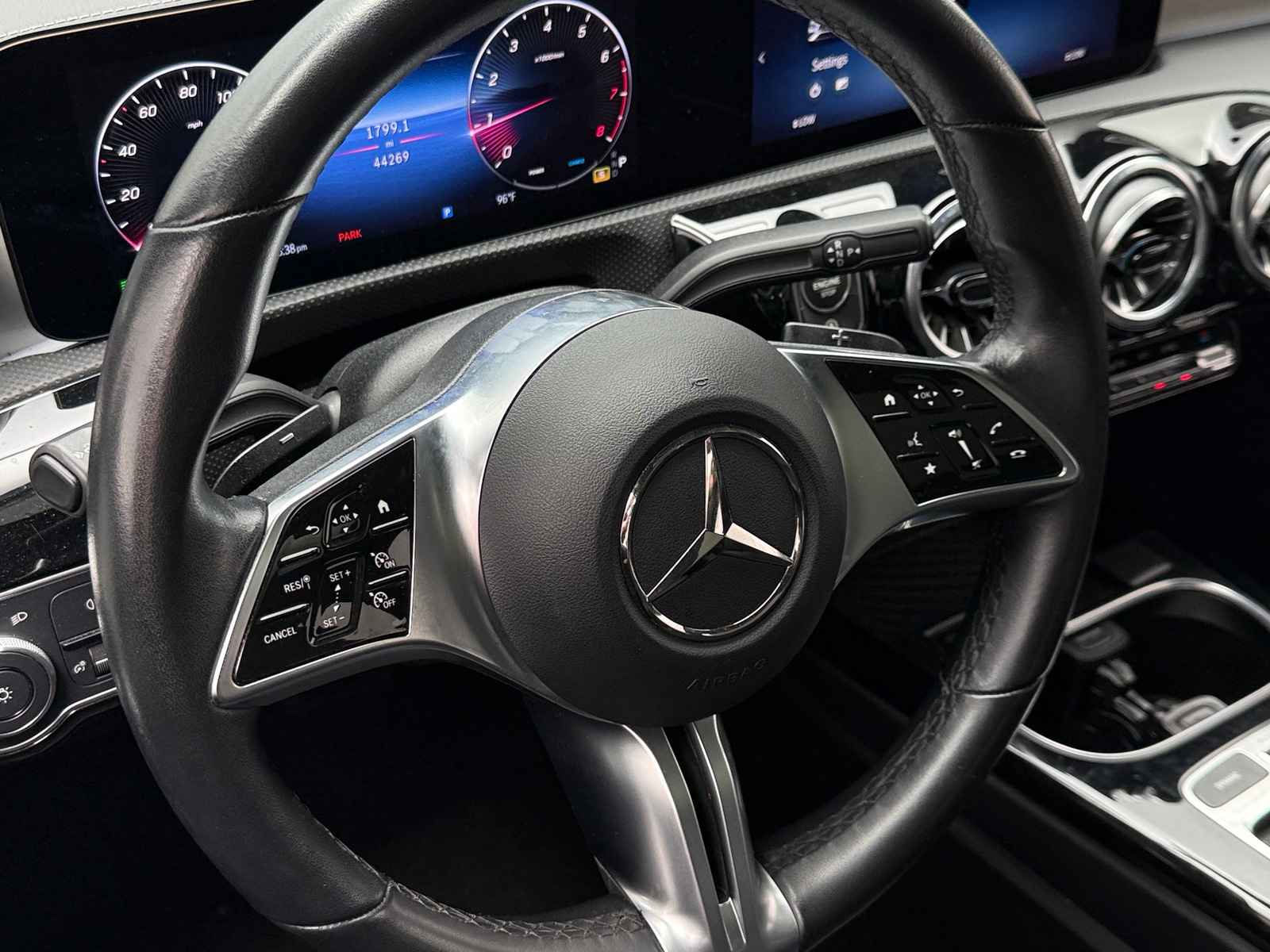 Thumbnail: 2025 Mercedes-Benz CLA - 4