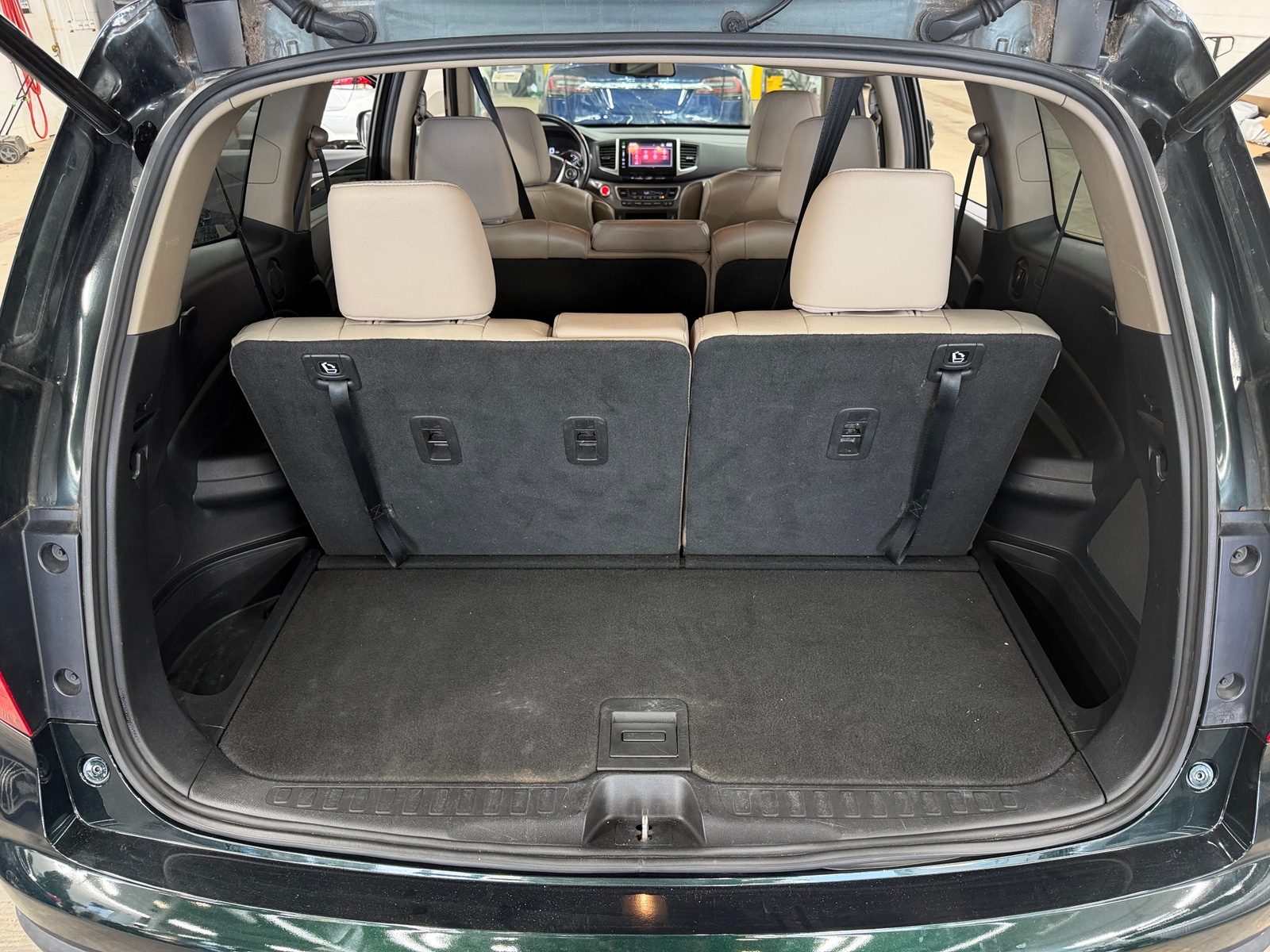Thumbnail: 2016 Honda Pilot - 6