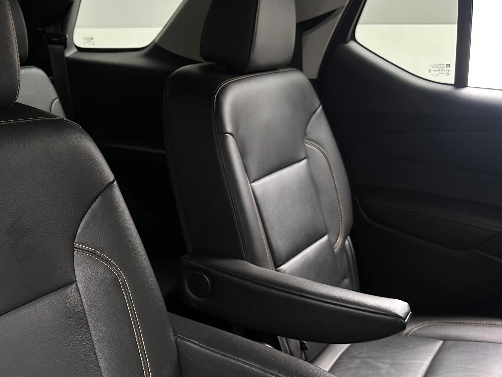 Thumbnail: 2021 Chevrolet Traverse - 5