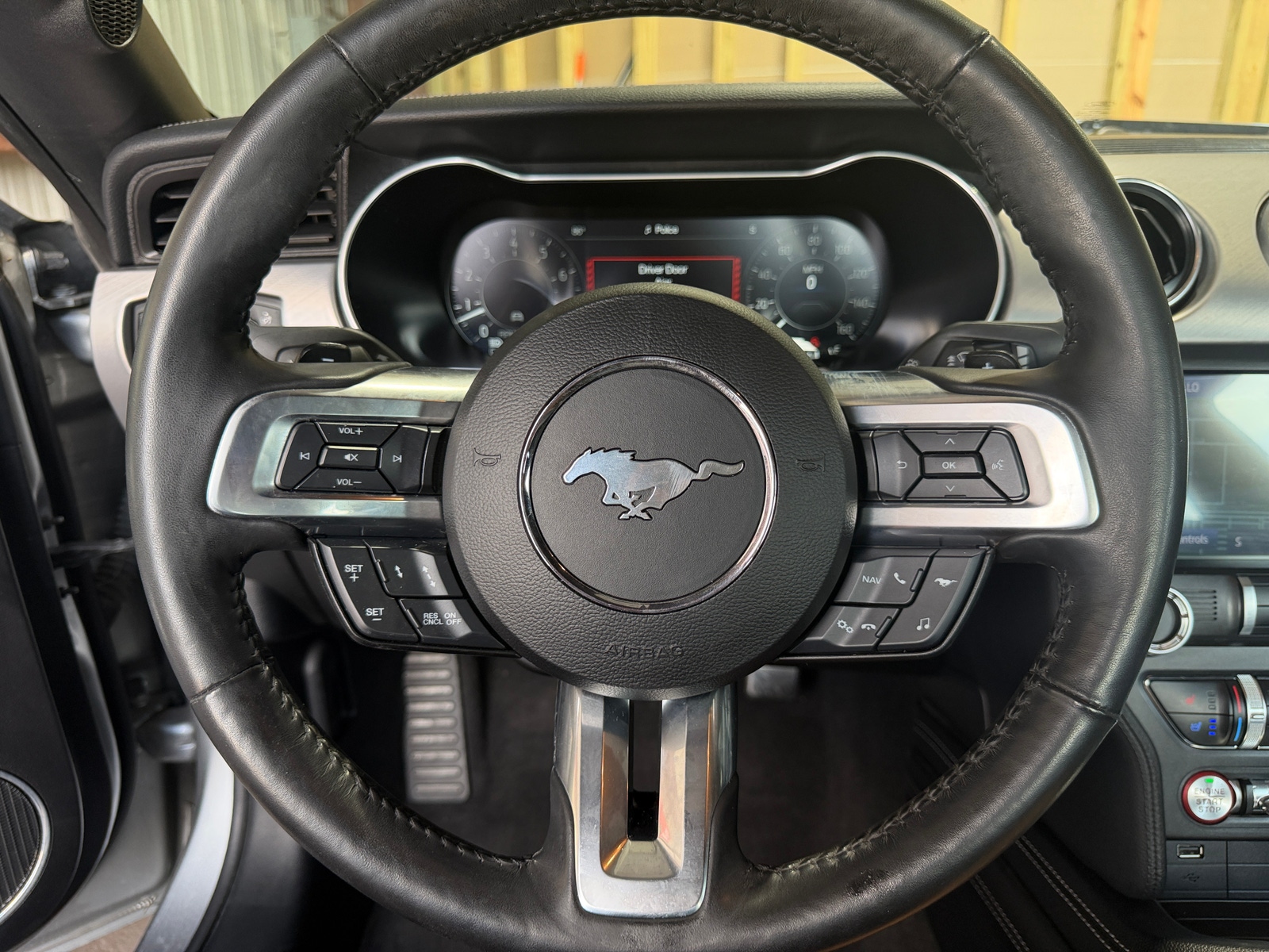 Thumbnail: 2022 Ford Mustang - 3