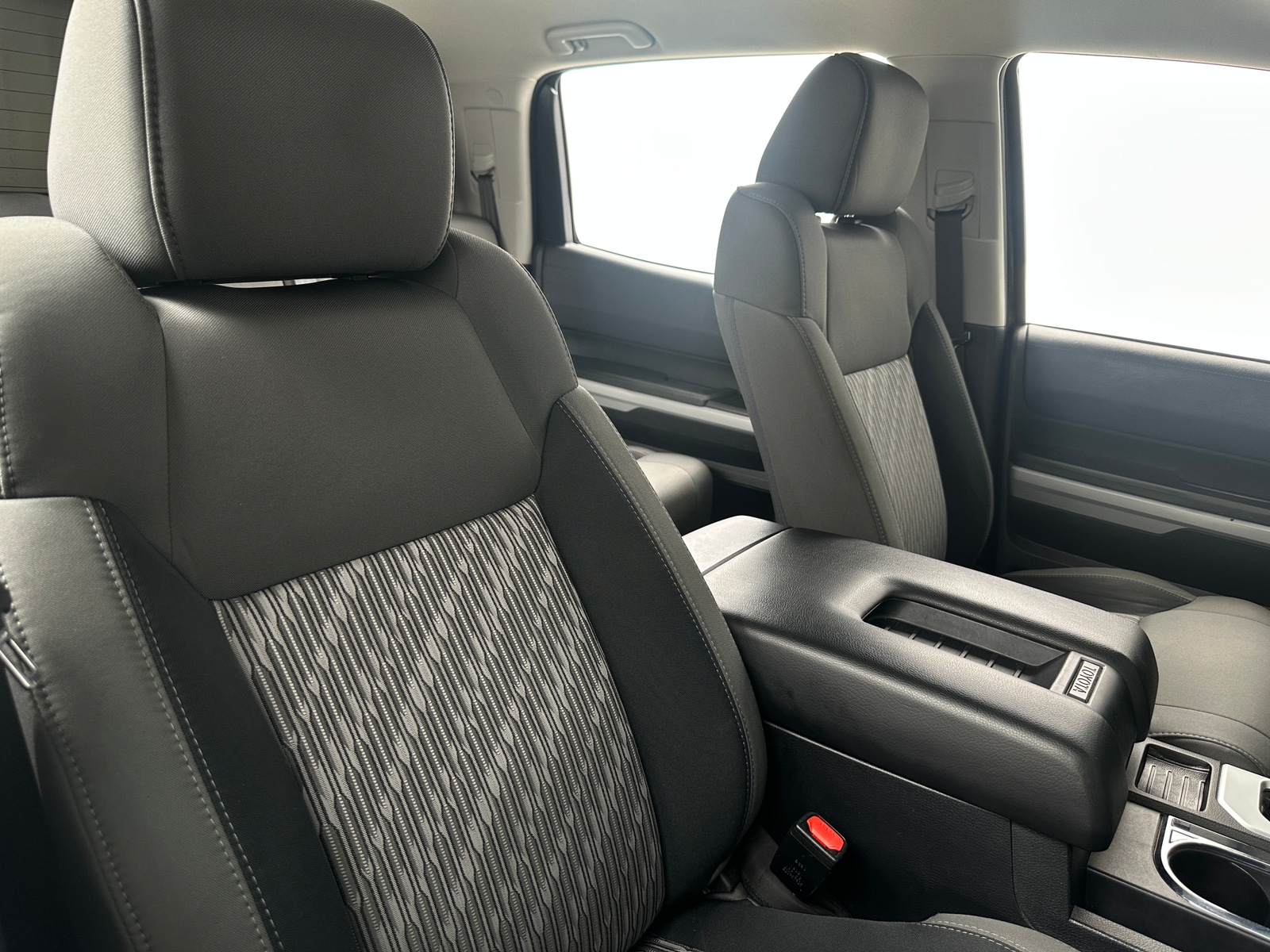 Thumbnail: 2020 Toyota Tundra - 2