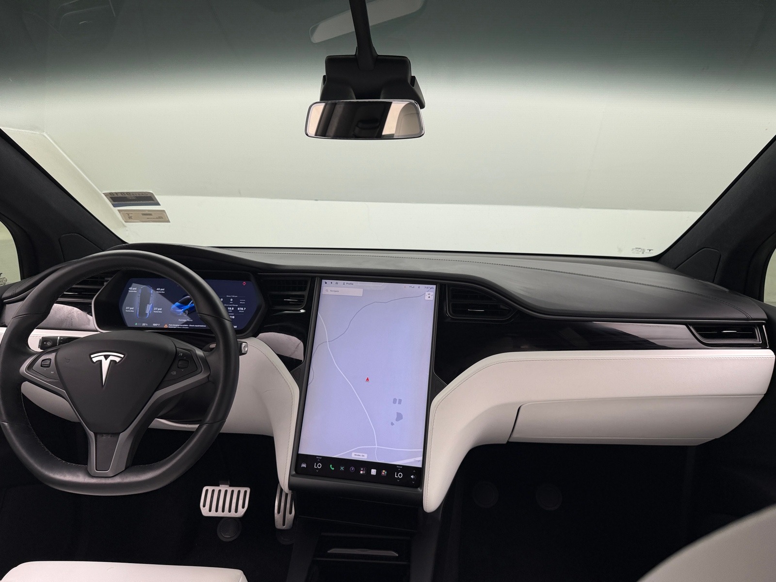 Thumbnail: 2019 Tesla Model X - 2