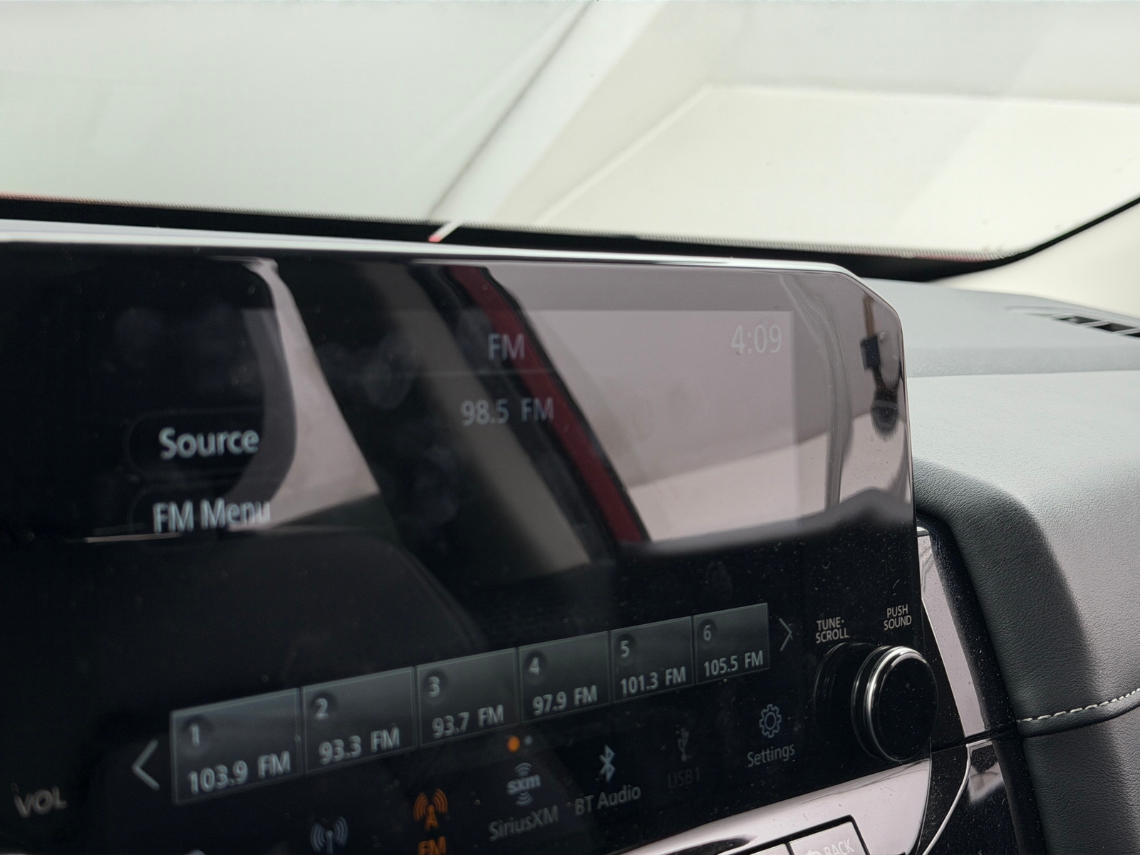 Thumbnail: 2024 Nissan Pathfinder - 3