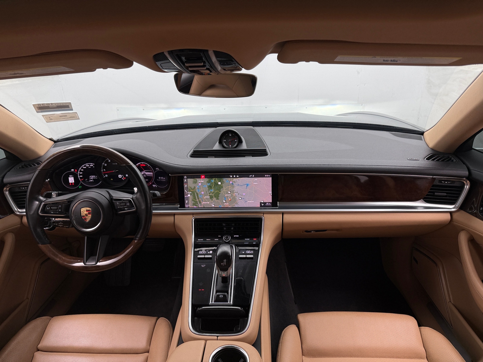 Thumbnail: 2021 Porsche Panamera - 3