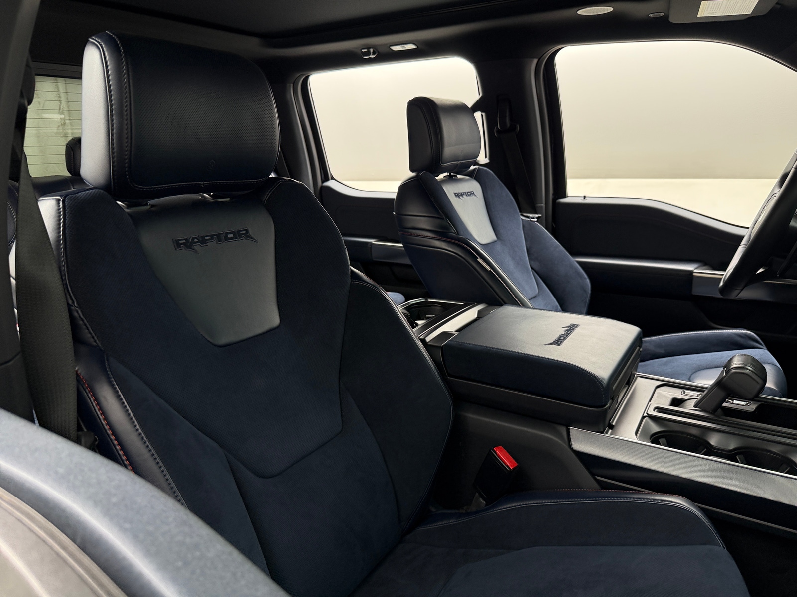 Thumbnail: 2021 Ford Econoline - 2