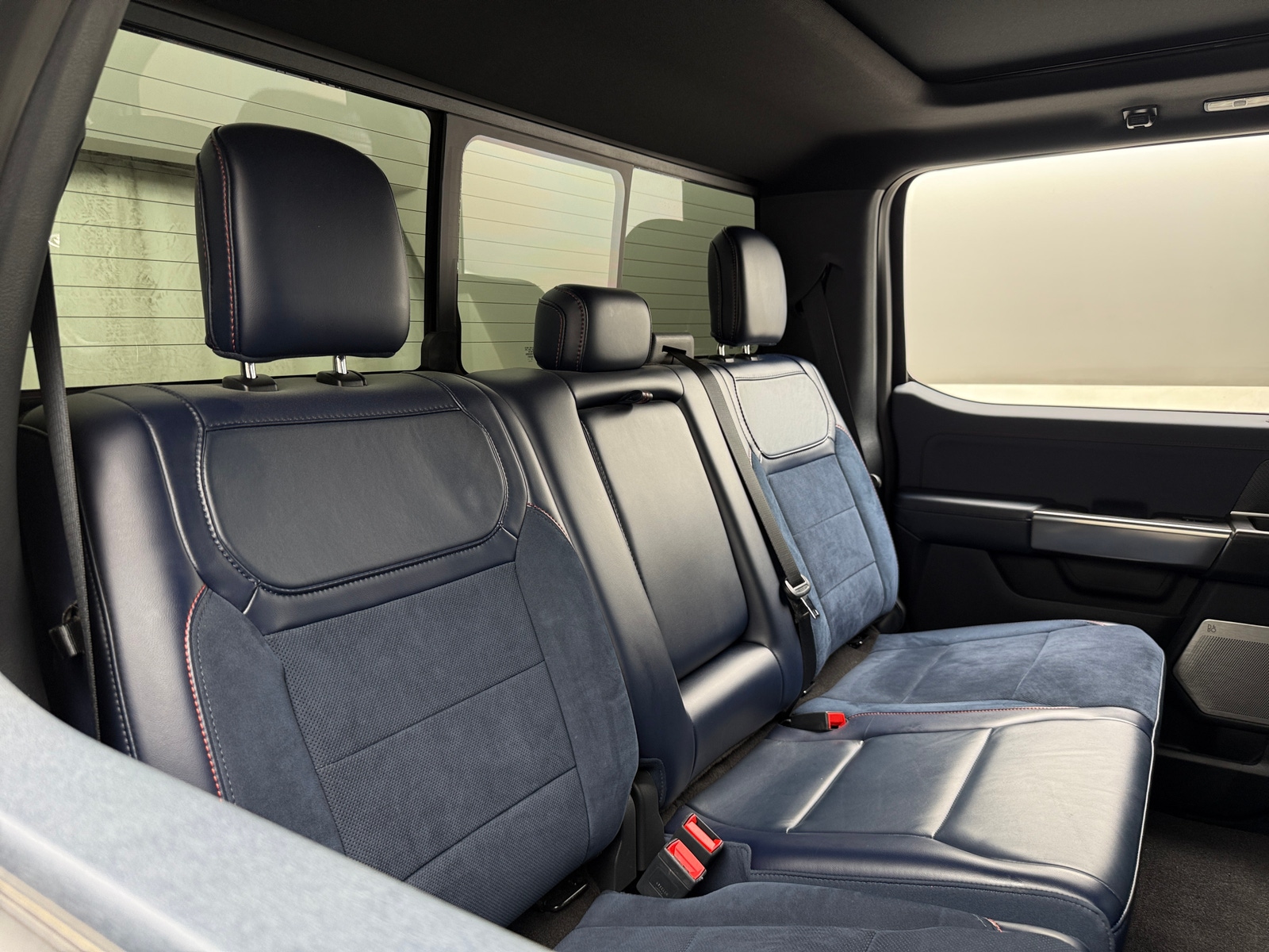 Thumbnail: 2021 Ford Econoline - 6