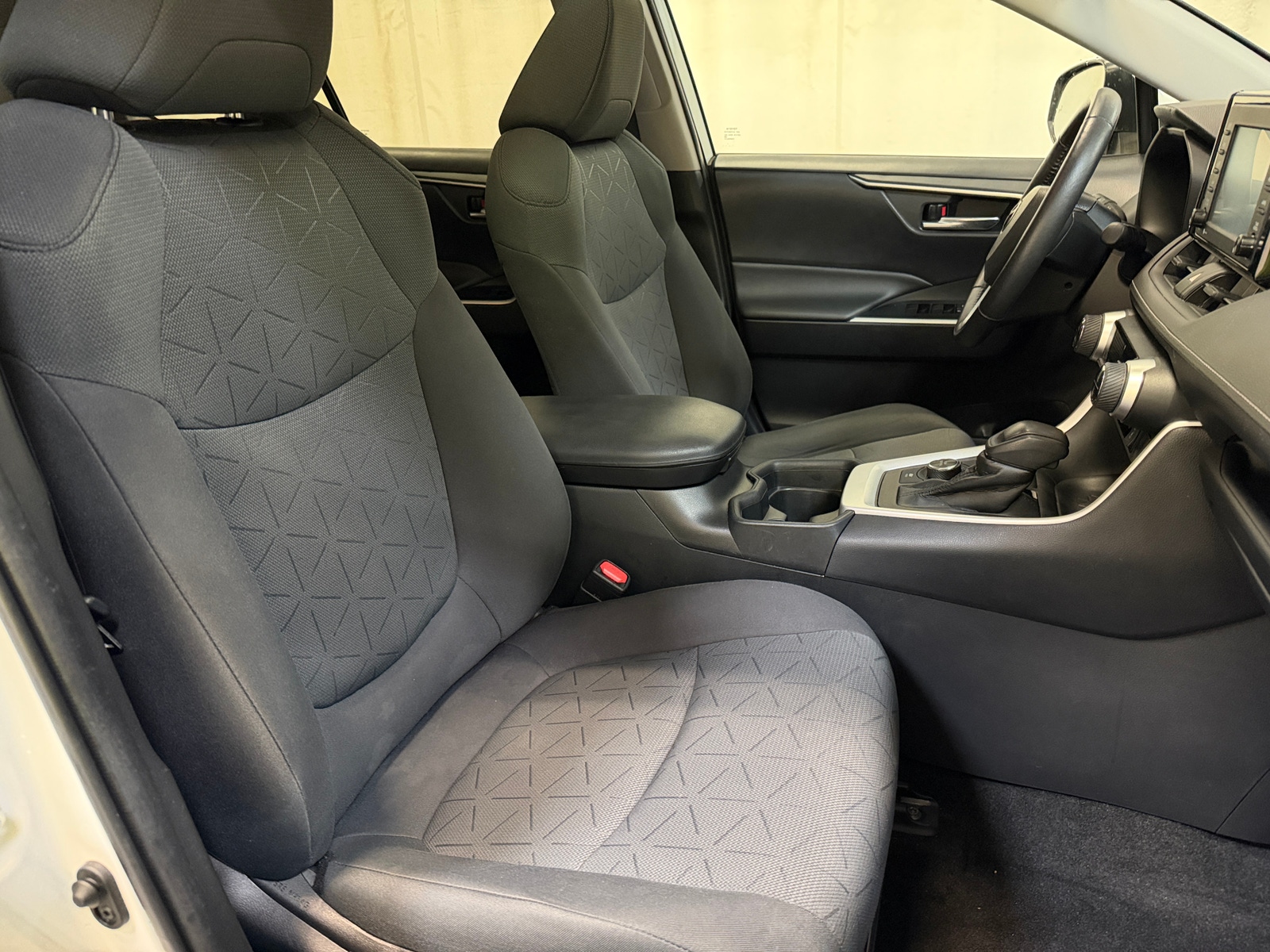 Thumbnail: 2021 Toyota RAV4 - 2