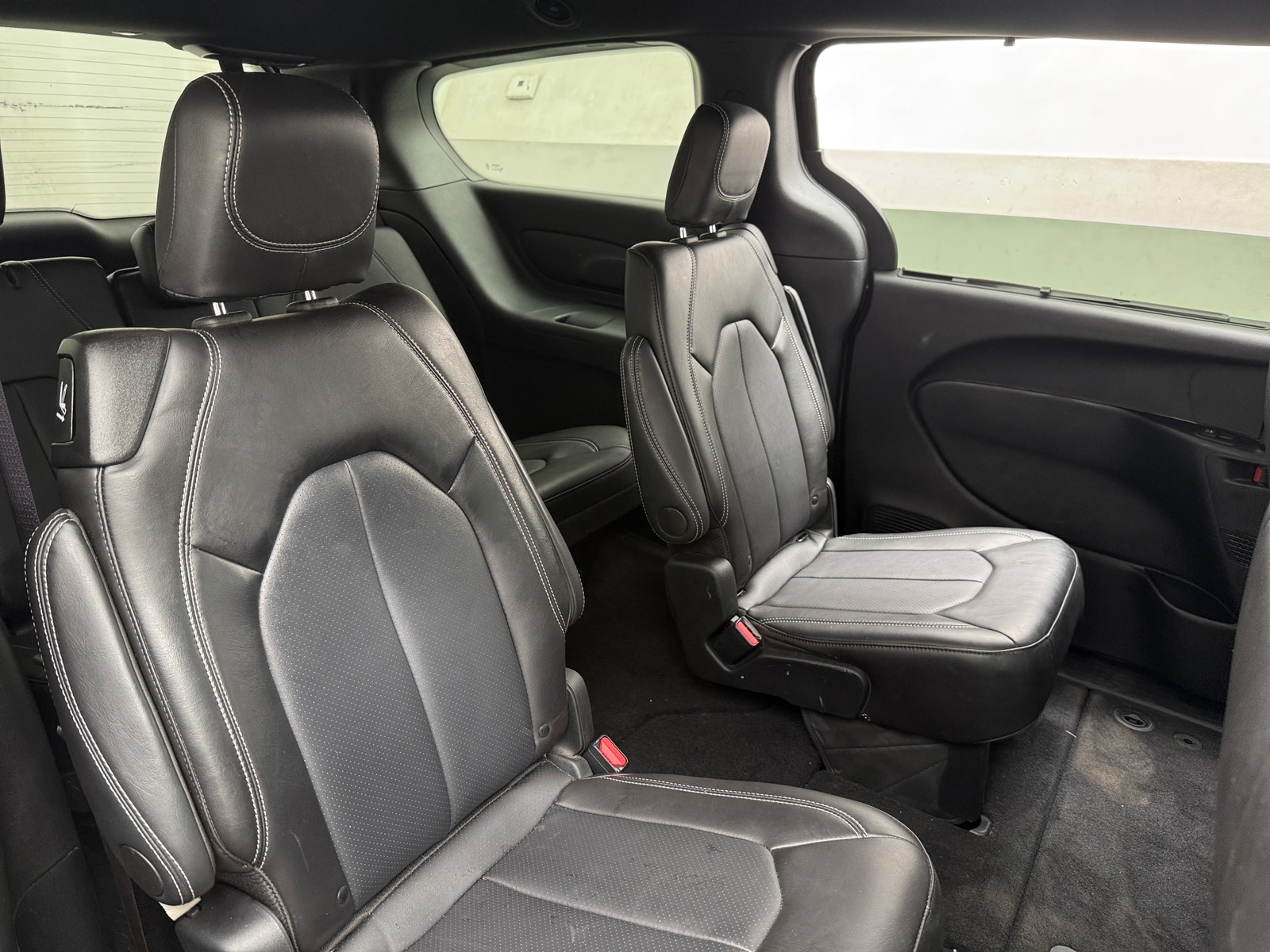 Thumbnail: 2026 Chrysler Pacifica - 5