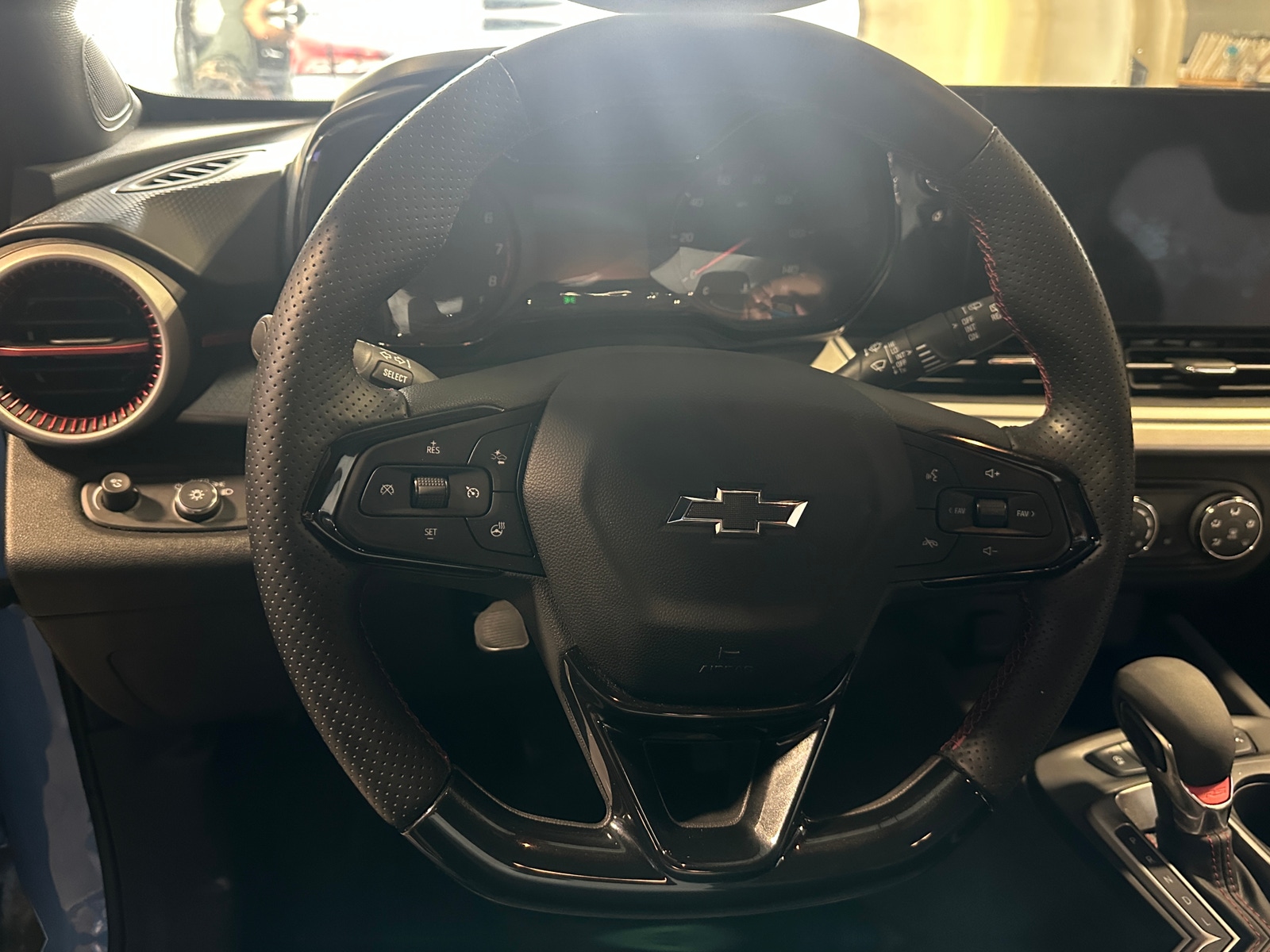 Thumbnail: 2024 Chevrolet Trax - 5
