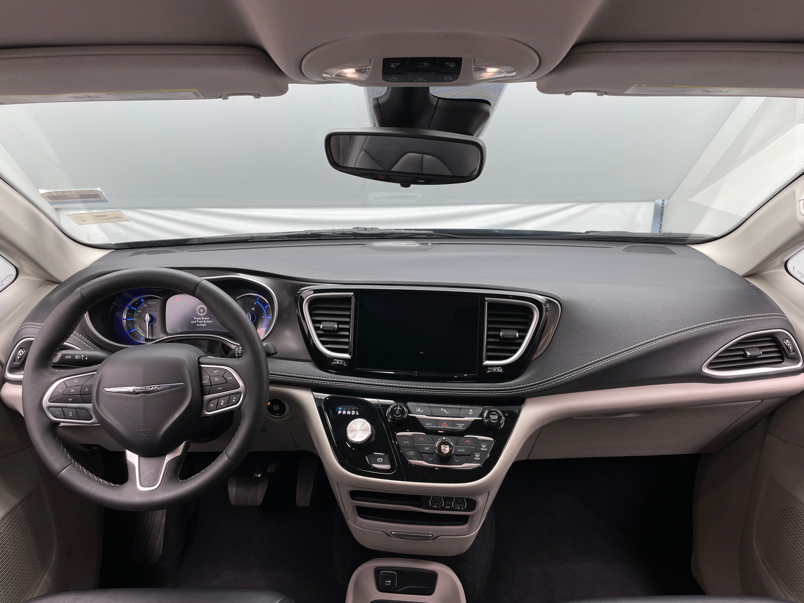 Thumbnail: 2024 Chrysler Pacifica - 2