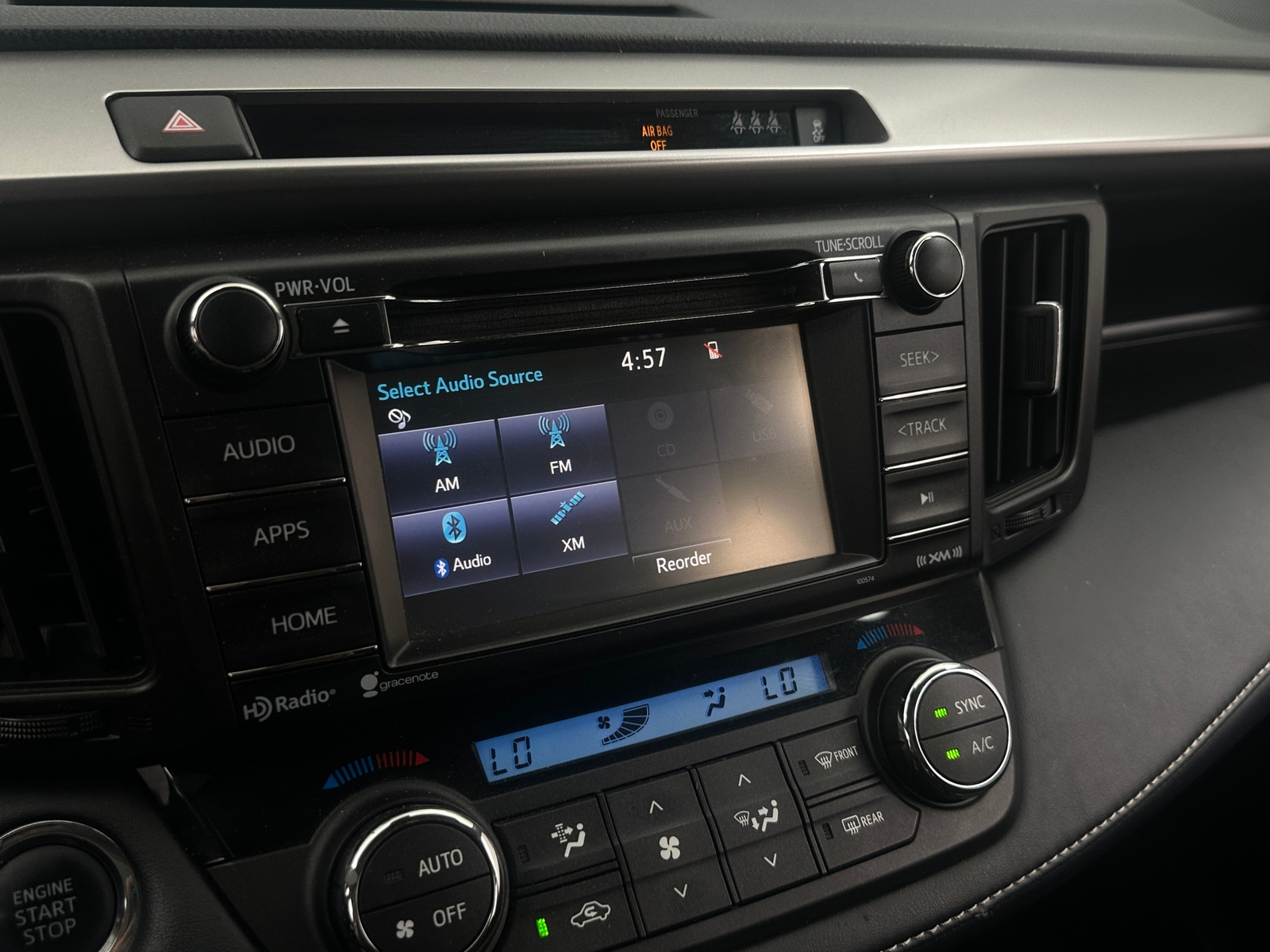 Thumbnail: 2018 Toyota RAV4 - 4