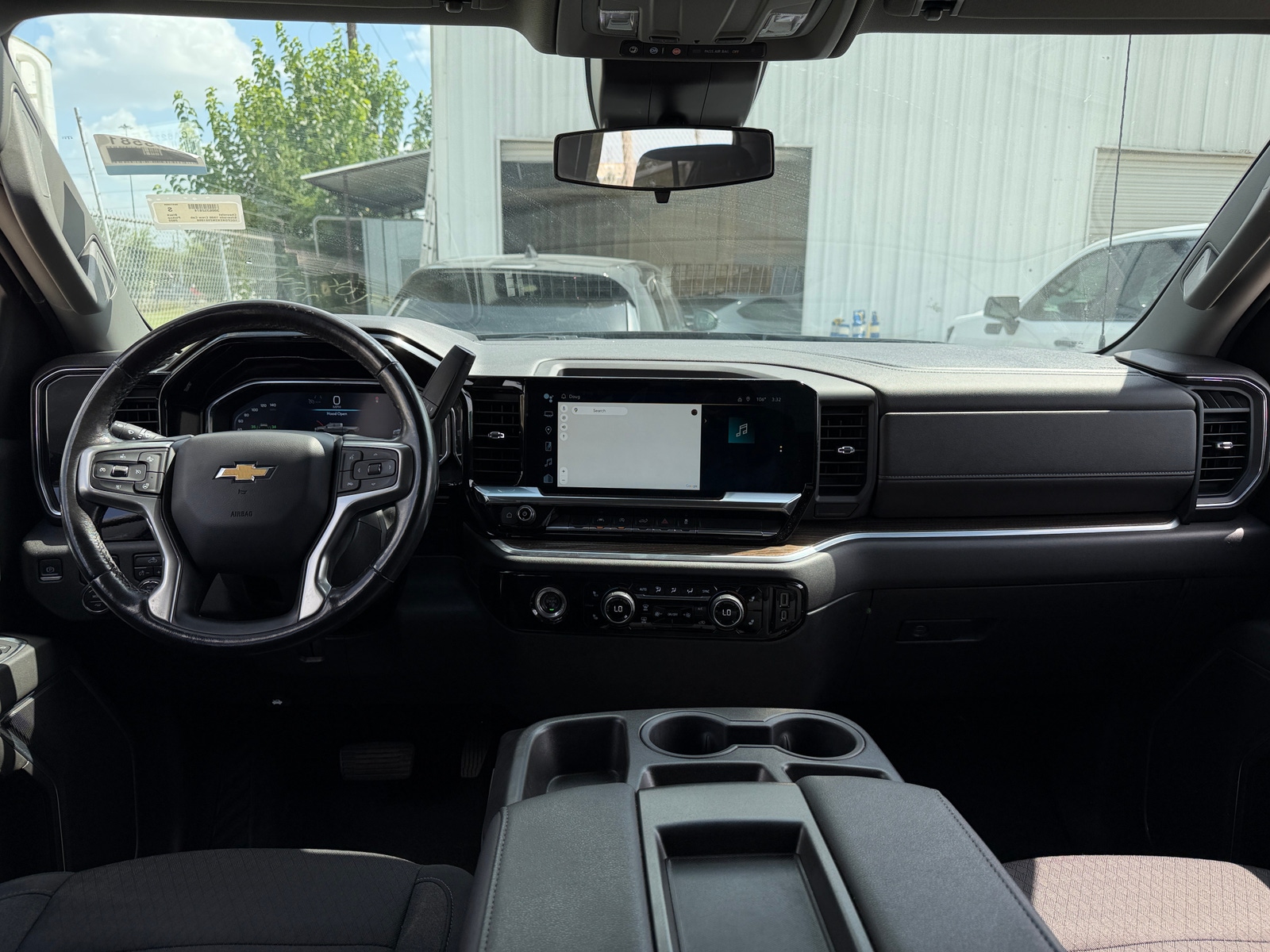 Thumbnail: 2022 Chevrolet Silverado 1500 - 3