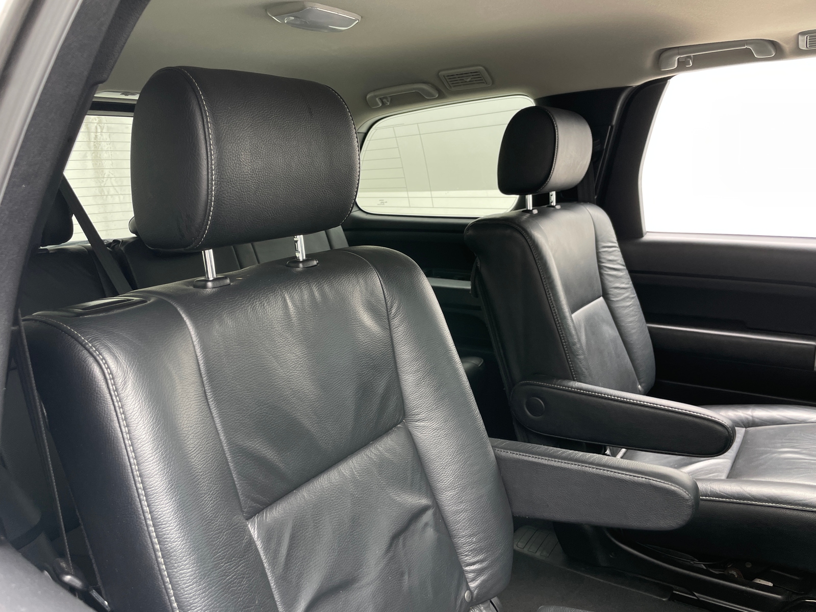 Thumbnail: 2020 Toyota Sequoia - 6
