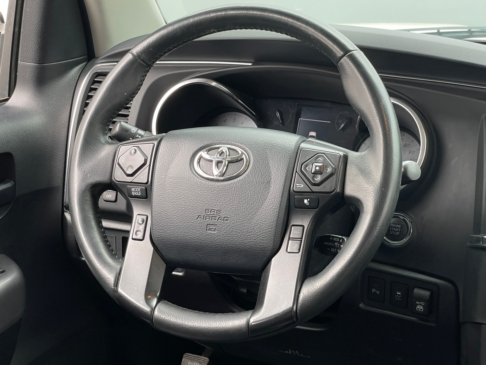 Thumbnail: 2020 Toyota Sequoia - 5