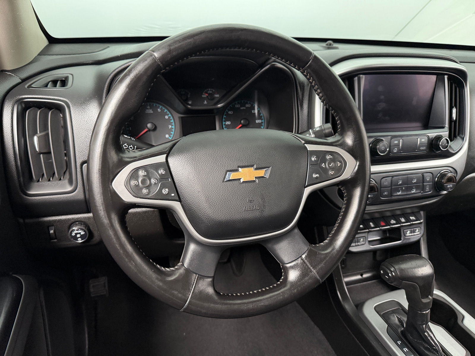 Thumbnail: 2021 Chevrolet Colorado - 4