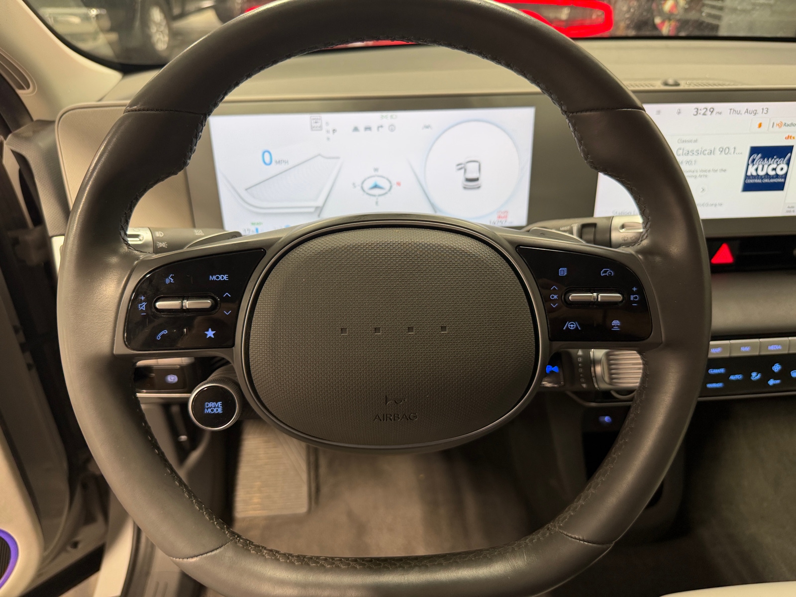 Thumbnail: 2023 Hyundai Ioniq 5 - 4