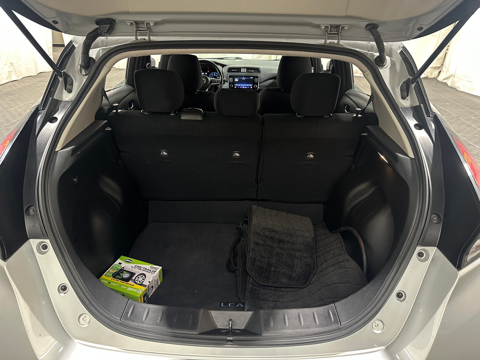 Thumbnail: 2022 Nissan Leaf - 7