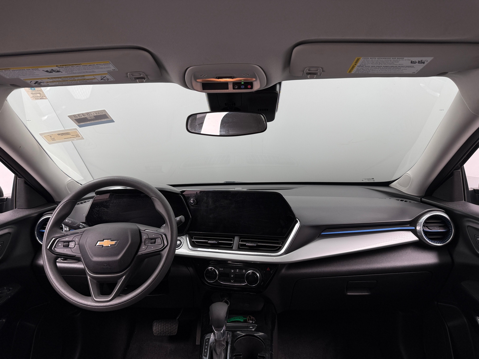 Thumbnail: 2025 Chevrolet Trax - 2