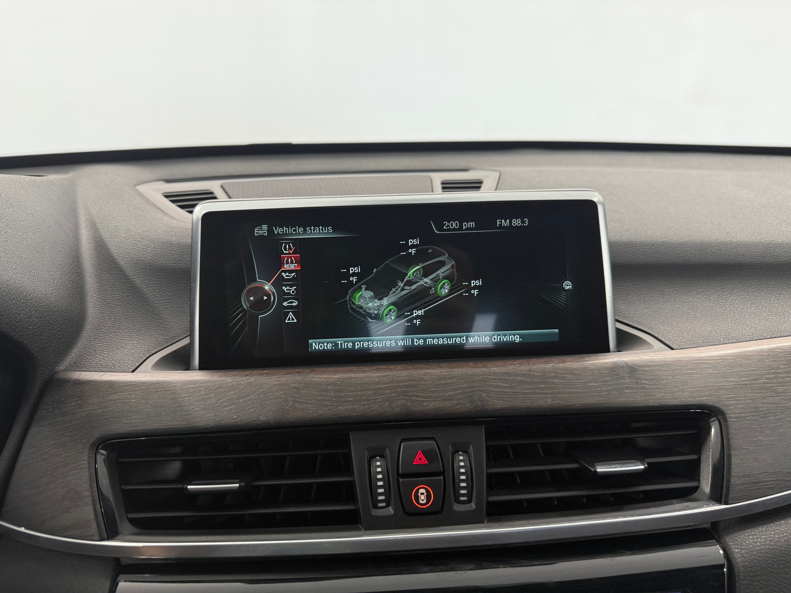 Thumbnail: 2016 BMW X1 - 3