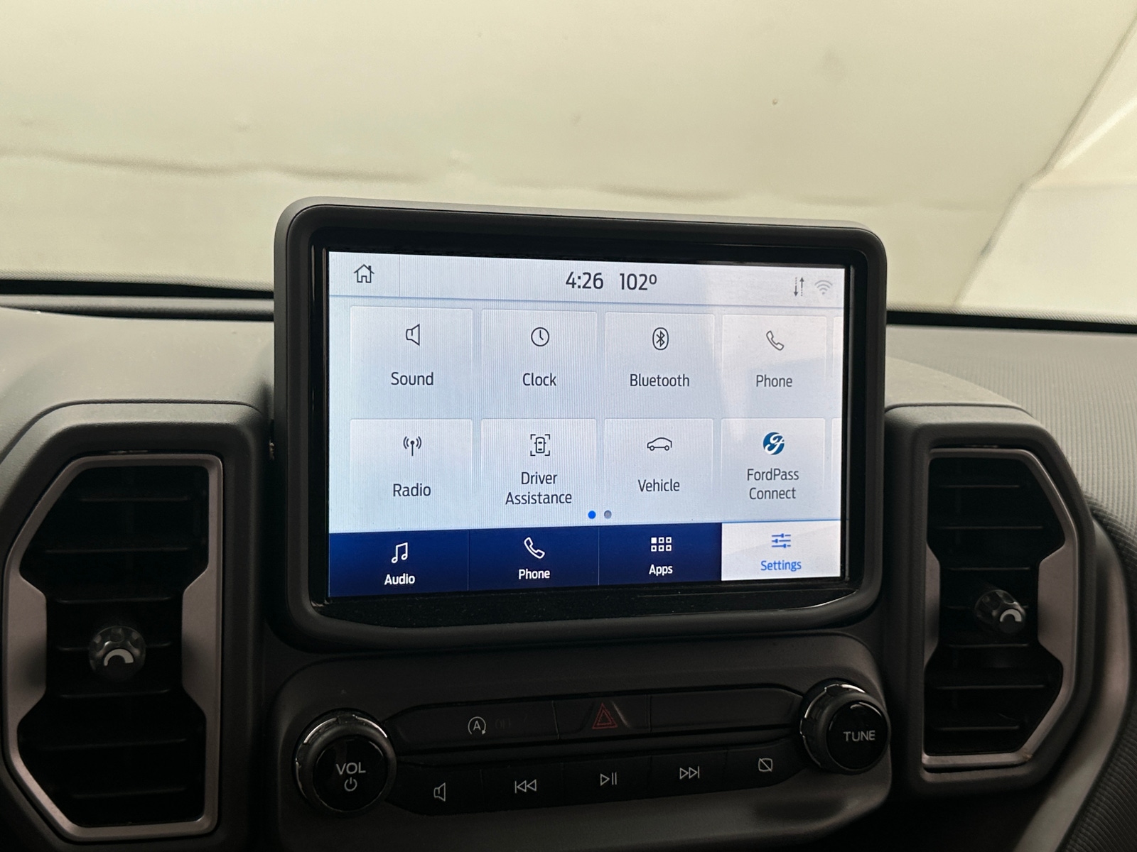 Thumbnail: 2021 Ford Bronco Sport - 4