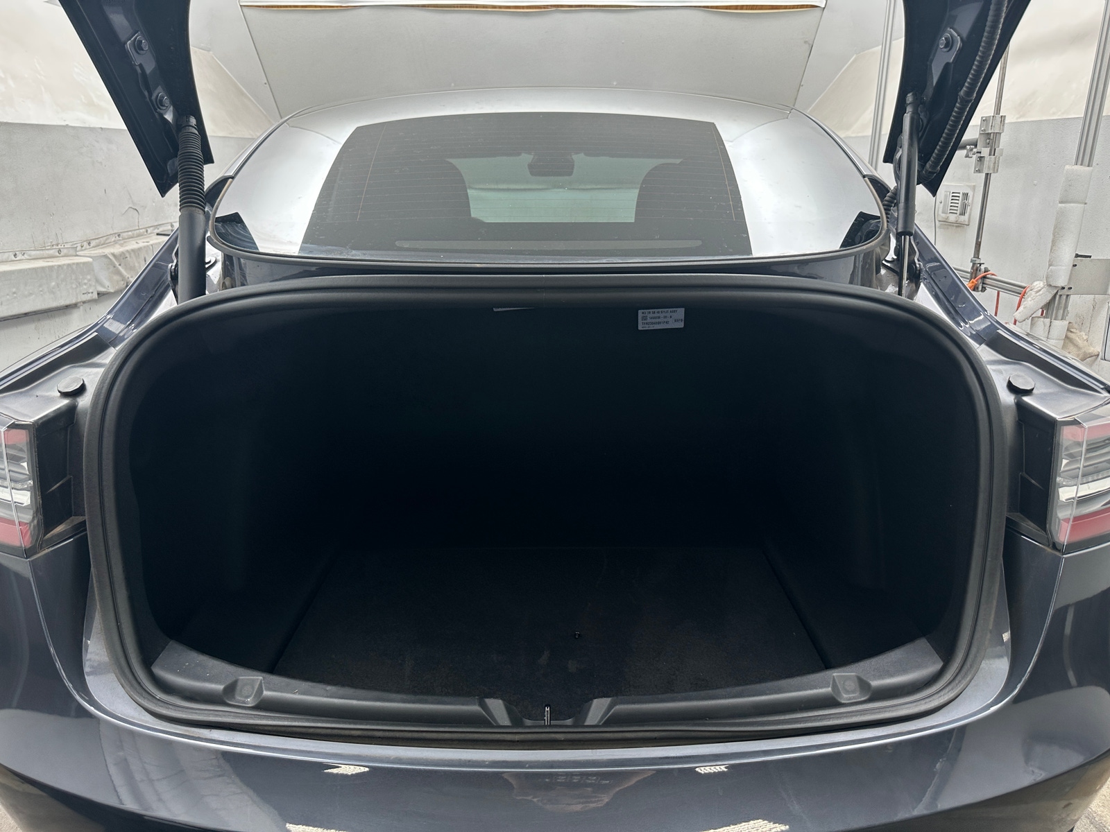 Thumbnail: 2023 Tesla Model 3 - 6