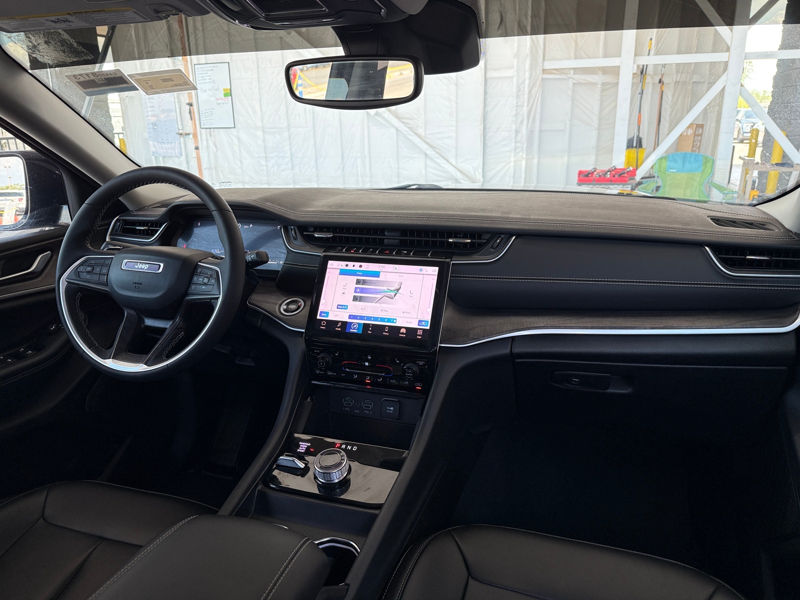 Thumbnail: 2023 Jeep Grand Cherokee L - 2