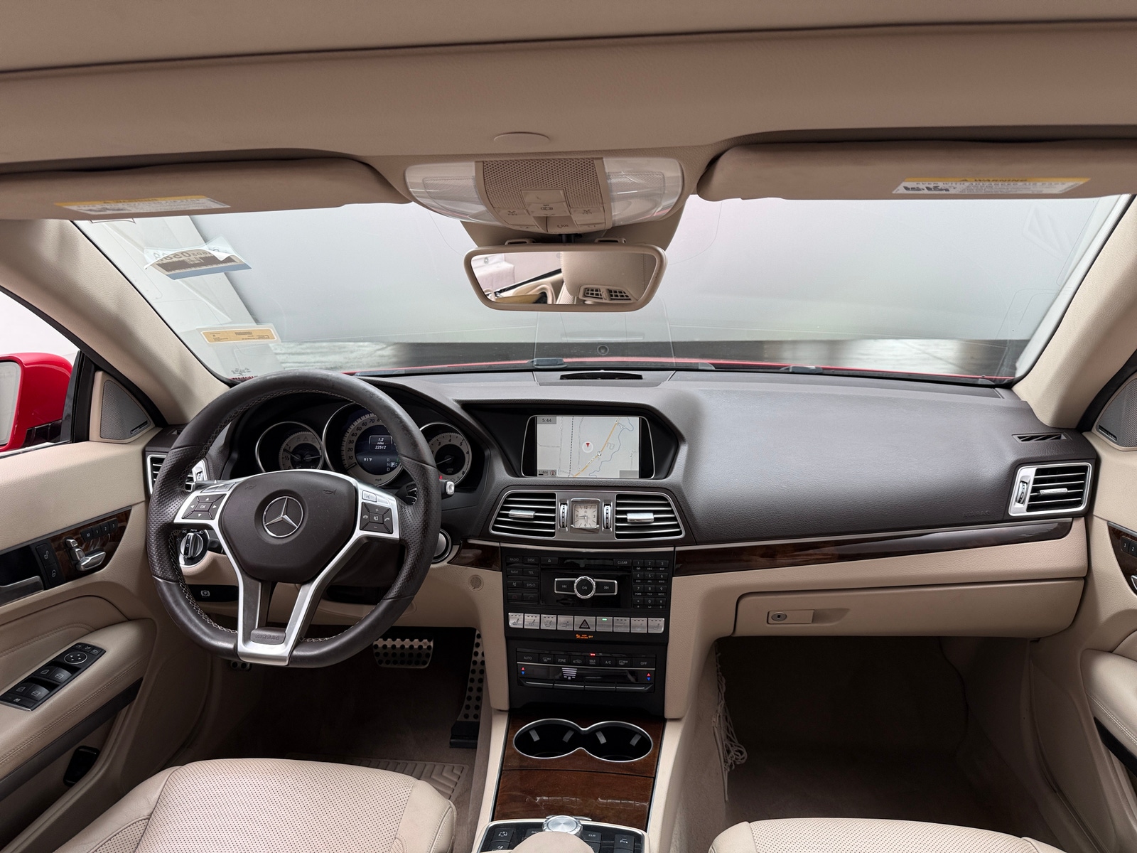 Thumbnail: 2015 Mercedes-Benz E-Class - 2