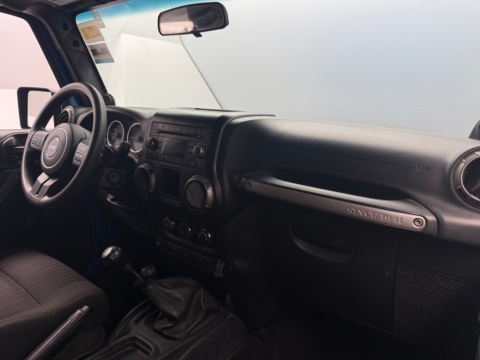 Thumbnail: 2011 Jeep Wrangler - 3