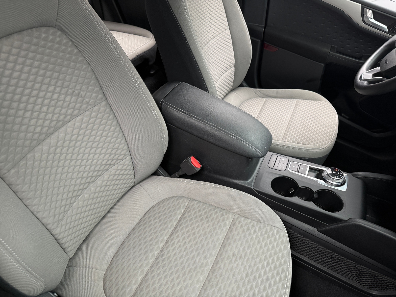 Thumbnail: 2020 Ford Escape - 2