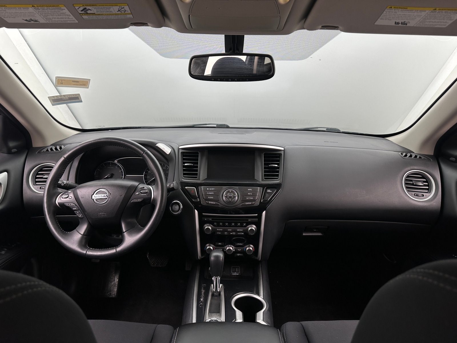 Thumbnail: 2019 Nissan Pathfinder - 3