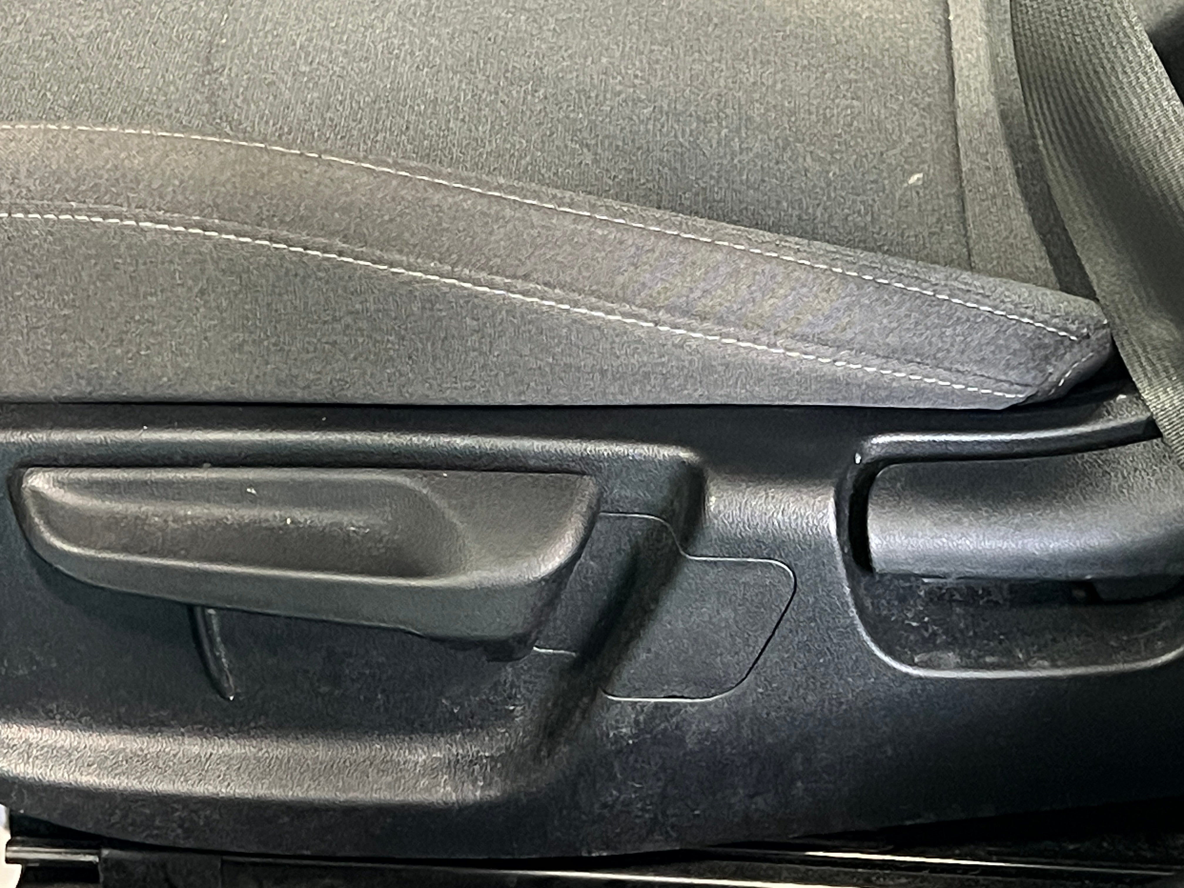 2025 Kia K4 LXS - Photo 2